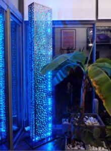 Colonne lumineuse bleue